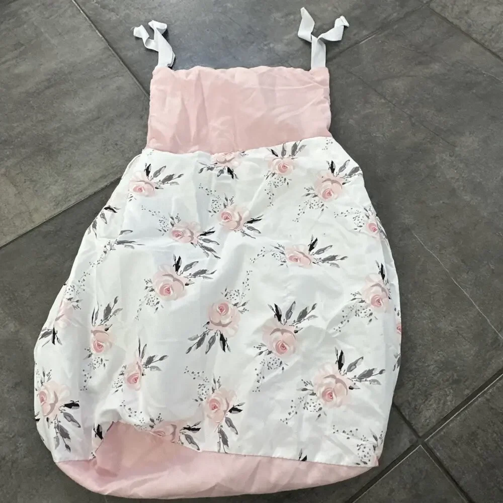 BEEWEED Floral Crib Blanket Comforter, Skirt, Diaper Holder, Bear Rug Pink Rose‎